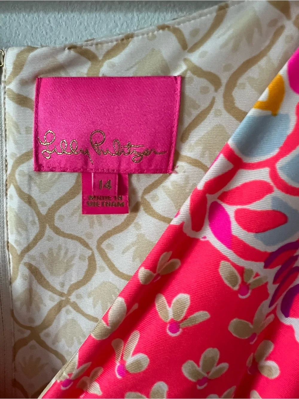Lilly Pulitzer Minka Maxi Dress in the "Coral Spritz Beach Bungalow" Sz 14 - Picture 11 of 13